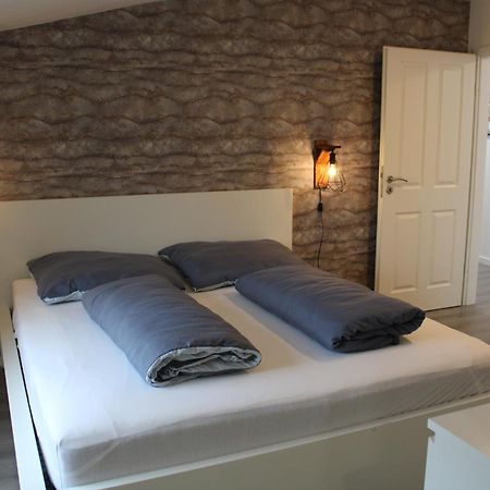 Design Immo Ferienwohnung Rhein-Main Rodgau Buitenkant foto